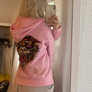 Kofta  - Säljer denna superfina koftan, passar XS och S. Gratis frakt.