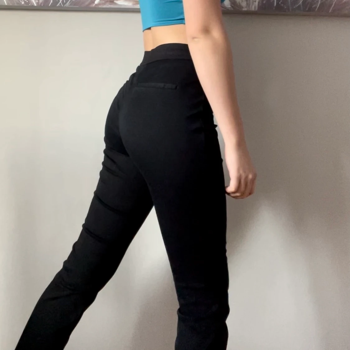 Hm 36 svarta kostymbyxor