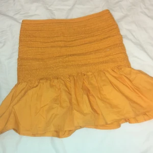 Super snygg orange tjol - Säljer nu min super snygga Sommartjol, som är aldrig använd bara testad