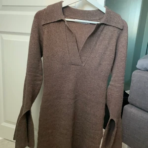 Adoore klänning - Oanvänd. Hör av er vid frågor, storlek 34