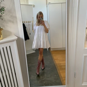 Rosa Cowboy-boots💝💝 - Använda 1-2 gånger bara🥰