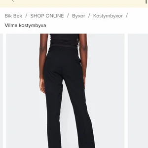 Kostymbyxor  - jag har ett par kostymbyxor från bikbok som jag beställde i fel storlek, säljer dem nu för 280kr, ordinarie pris 399kr köparen står för frakt 💕