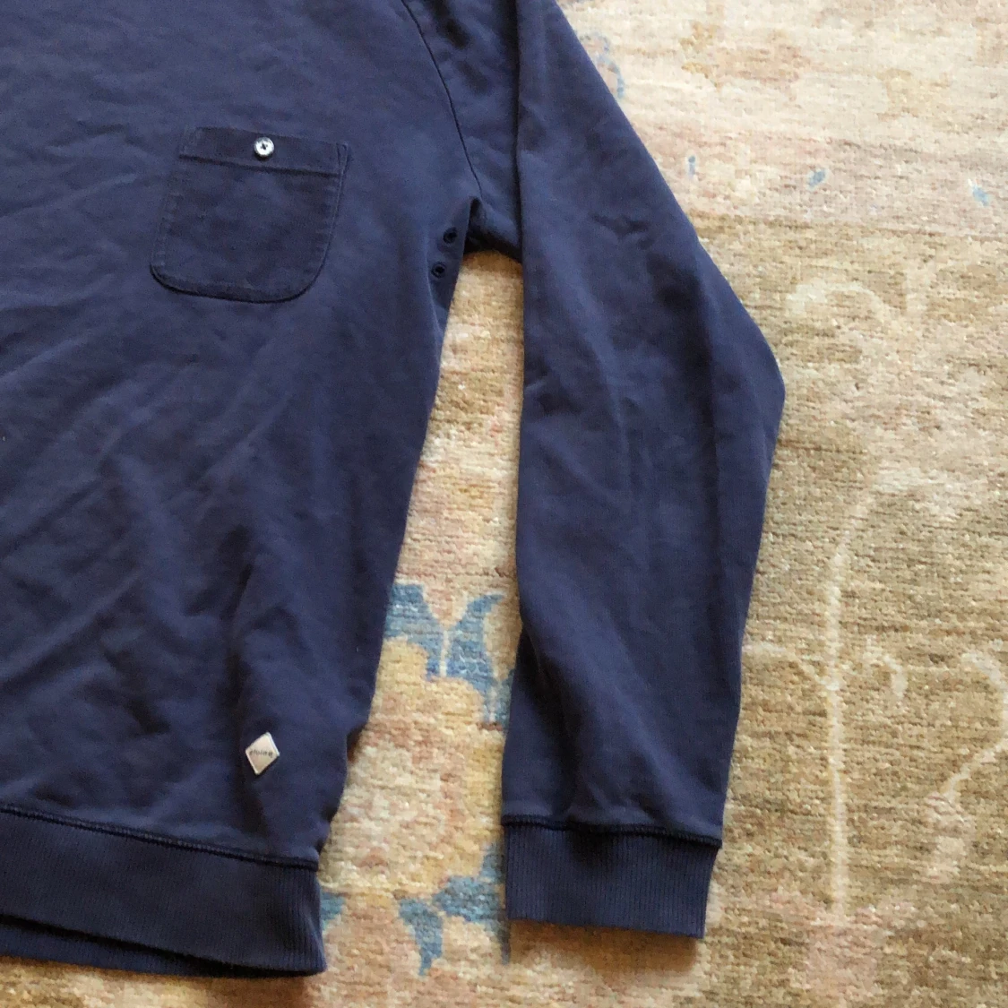 Marinblå långärmad tröja size M - 90