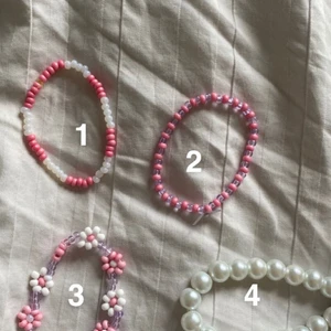 Armband  - Säljer super coola hemmagjorda armband 💕 40 Kr styck