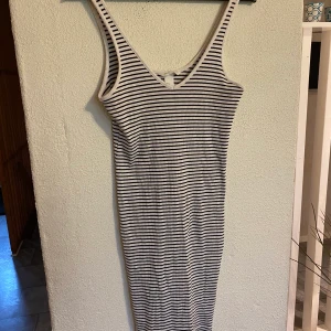 Sommarklänning  - Skön och bekväm sommarklänning! 