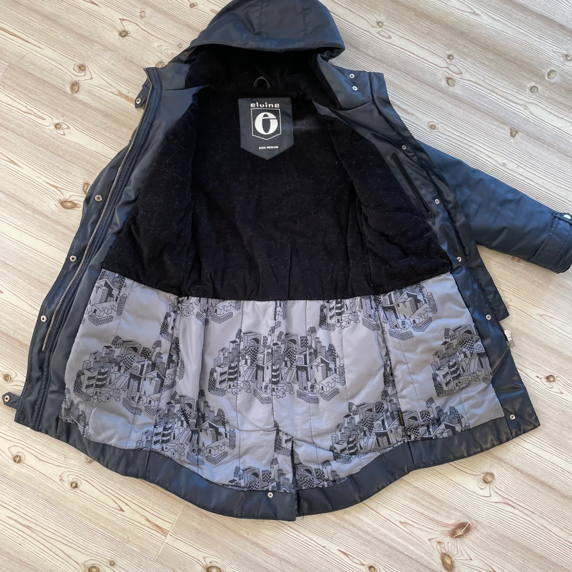 Vaxad jacka från Elvine - 91