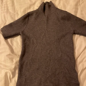 Blus - Kort arm använd en gång 