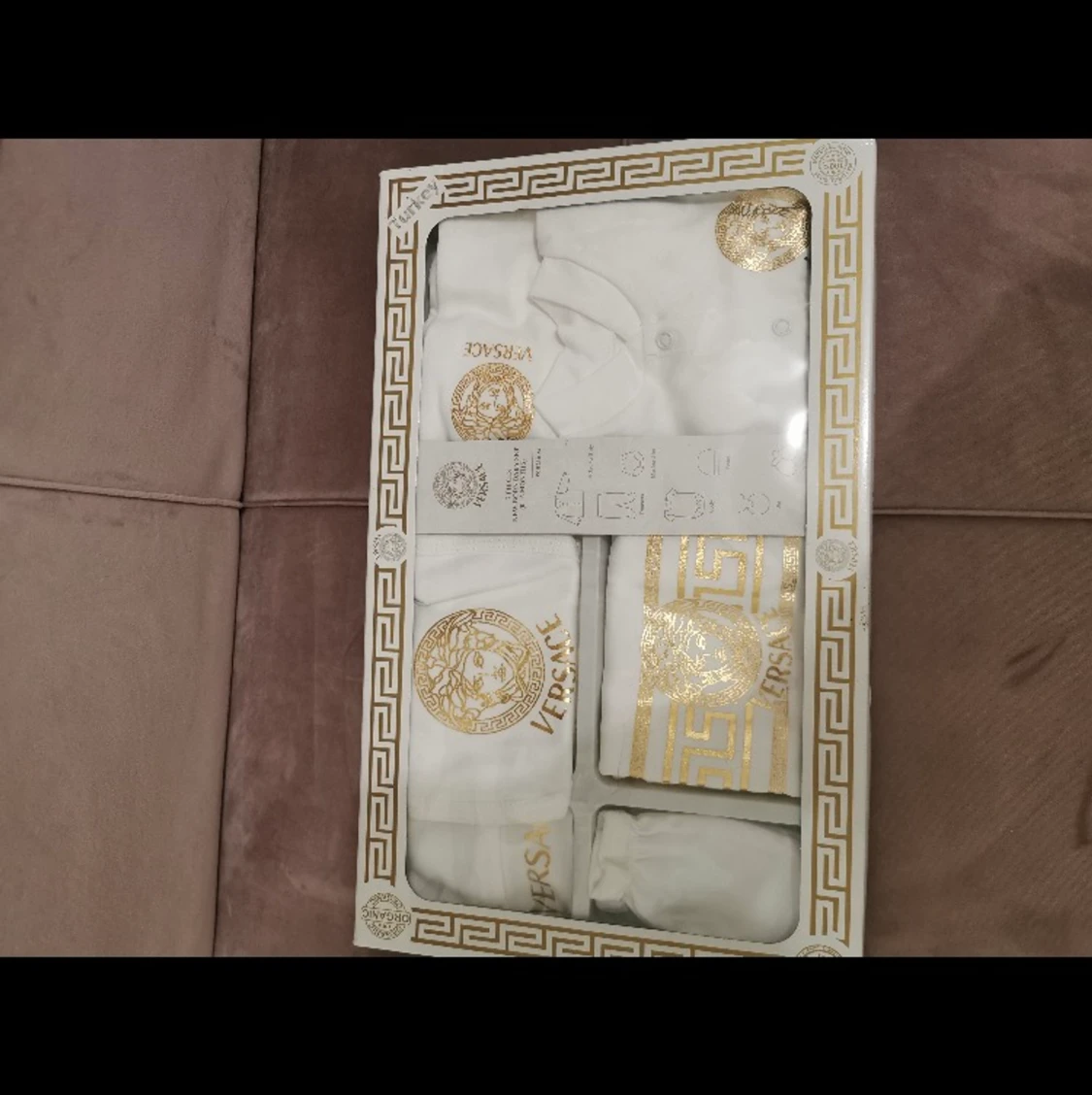 Märkes baby boxar för nyfödda