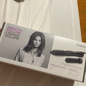 Fönborste - Säljer nu min fönborste för att jag fått två i present. As bra till att runda in topparna och få volym!! Älskar den men har 2 st… (frakt tillkommer) 