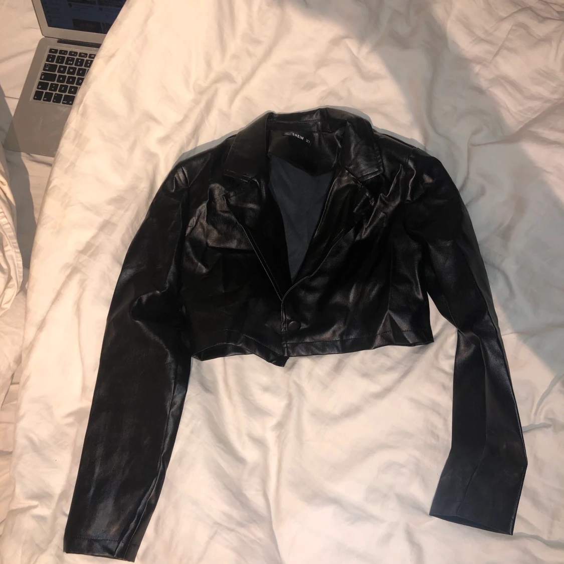 Croppad skinnkavaj - 91