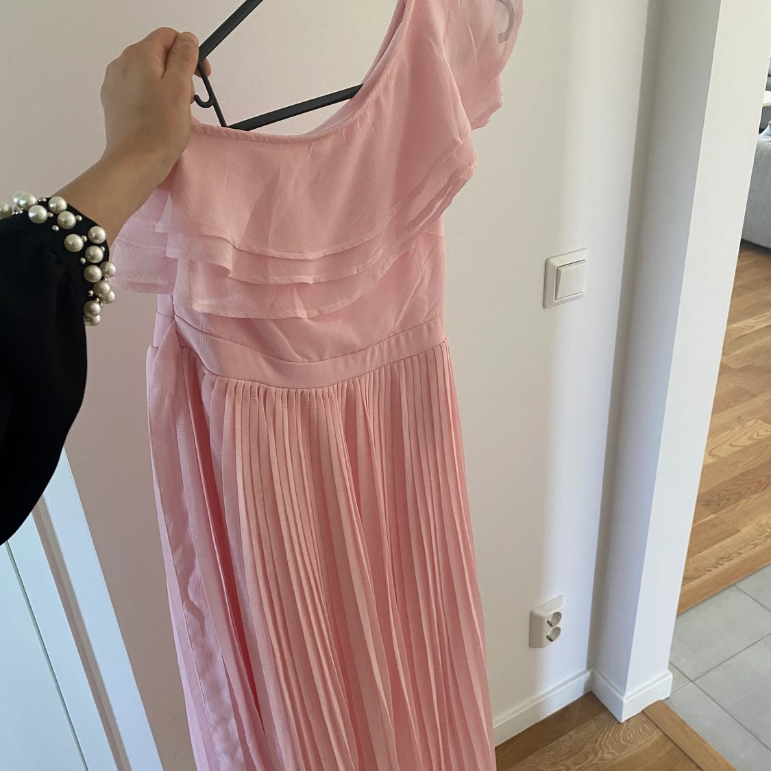 Söt rosa klänning från bubbleroom  - 90