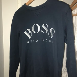 Hugo boss, sweatshirt - S men sitter som XS, 7/10 skick, sitter tajt