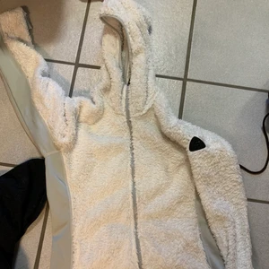 Clean winter hoodie  - Swag hoodie 
