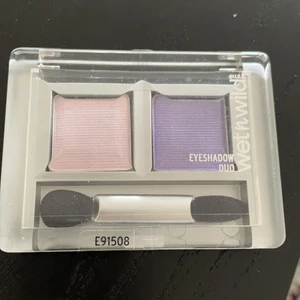 Duo ögonskugga  - Duo ögonskugga - oöppnad