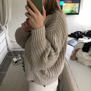 Kofta från hm - Superfin o mysig kofta som aldrig kommer till användning tyvärr, som ny!