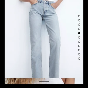 Zara jeans - Jag säljer mina zara jeans använda 1 gång då de var för små! 💗💗🍂