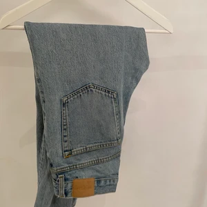 Weekday jeans - Weekday jeans, barell! Är 190 