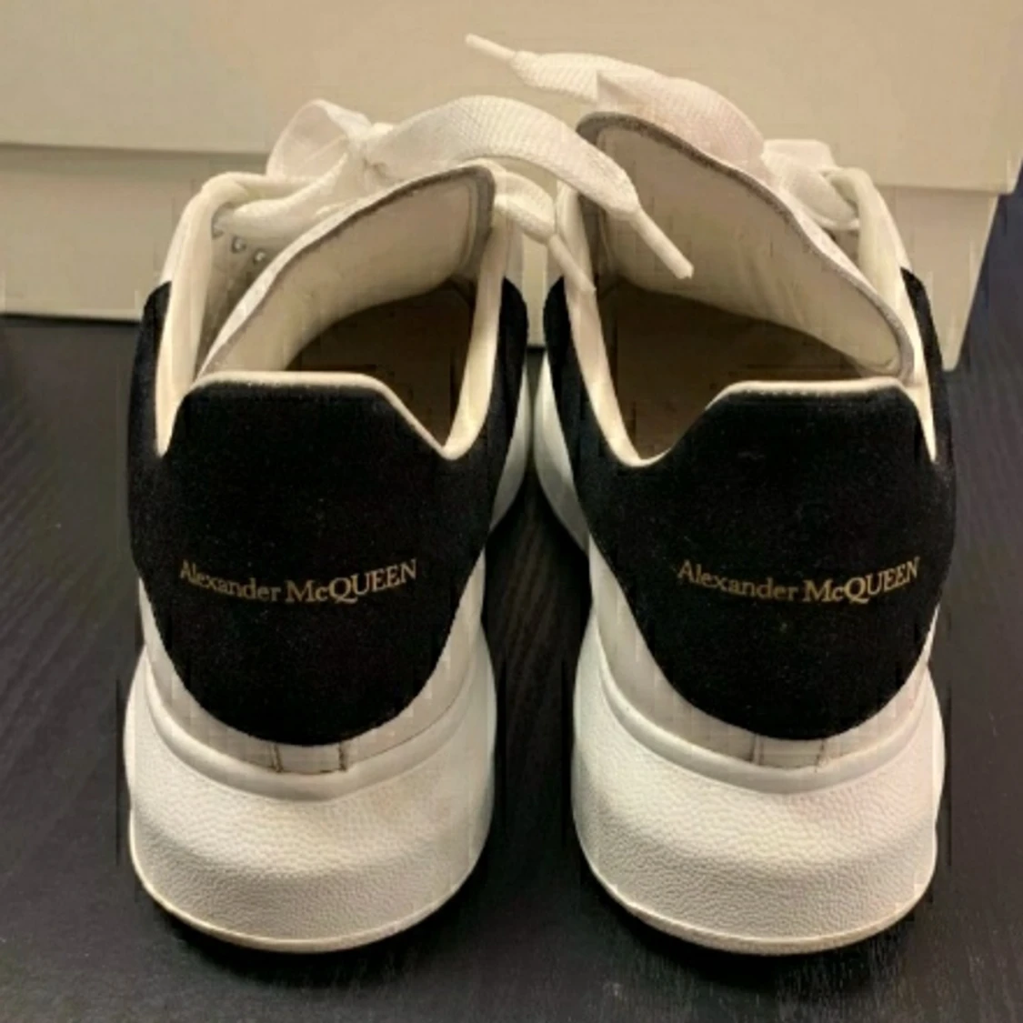 Alexander McQueen - 90