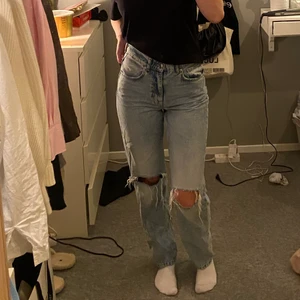 Jeans 90’s - 90s jeans från Gina❤️ är 177 lång för referens