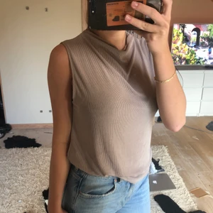Beige top  - Basic clasy topp från zara