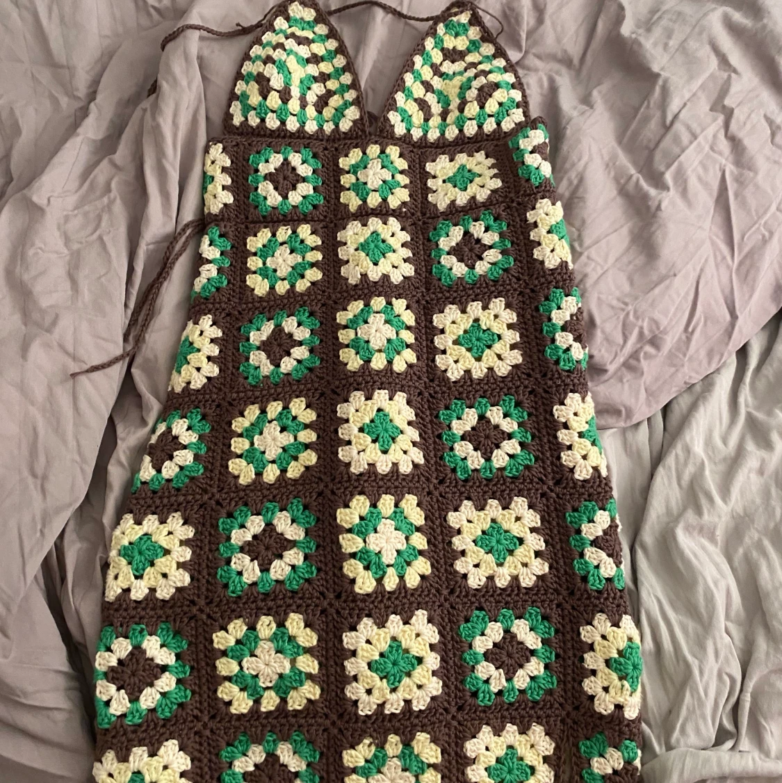 Virkad granny square klänning - 91