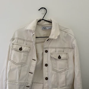 Jacka - Superfin sommarjacka från Zara