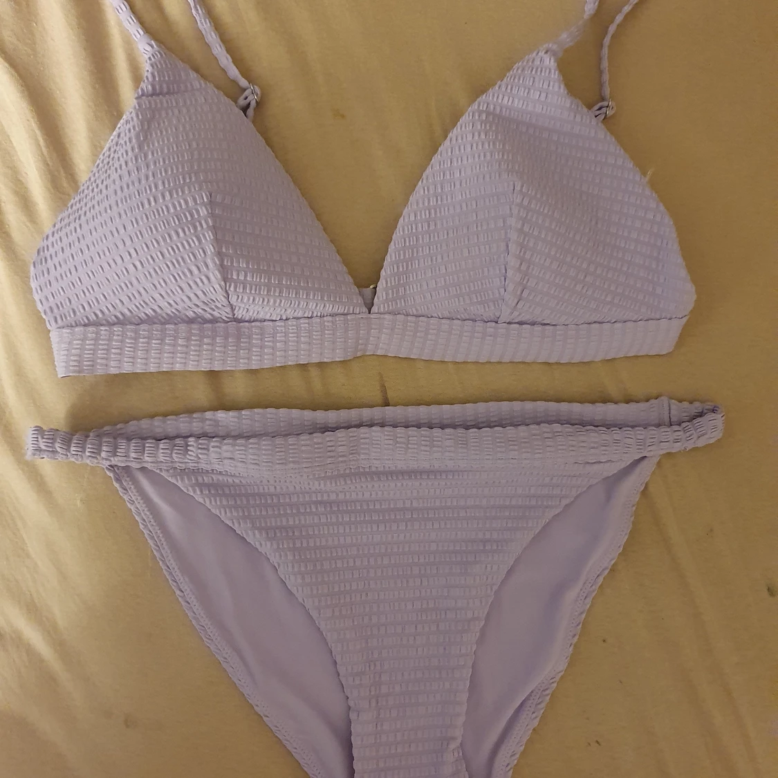 Lila bikini från H&M 