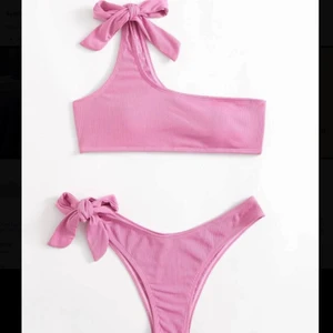 Bikini - Super söt bikini, helt oanvänd💕 Frakt tillkommer på 62kr💕