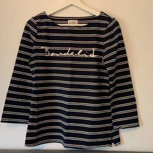 Bondelid Tröja  - Randig Bondelid tröja som är mycket sparsamt använd. Stretchigt material men inte slimfit. Jätttefint skick💕