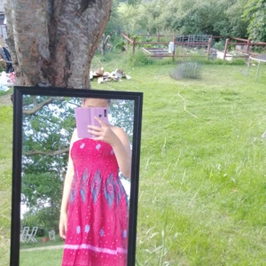 Klänning - En Jättefin strandklänning använd jättelite!