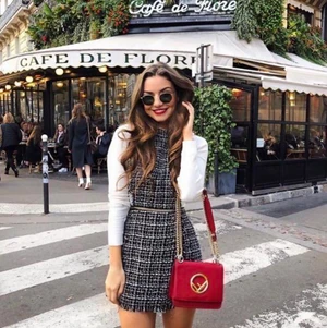 Söker klänning från zara - Söker denna svart vita tweed klänningen från zara i storlek M/S