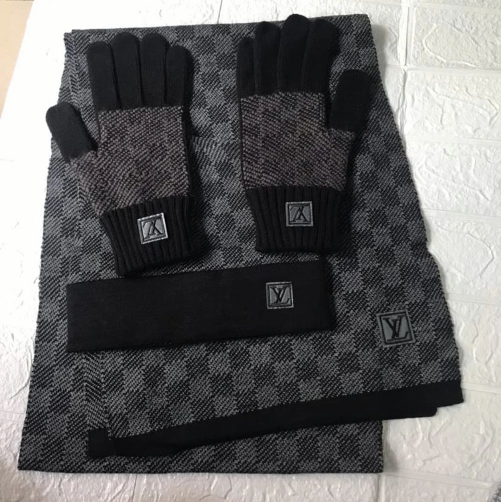 Lv sett /mössa :halsduk :handskar