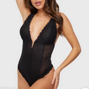 Nelly body. aldrig använd!  - Helt ny, aldrig använd body så jättebra skick. 