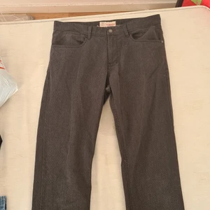 Redpoint byxor - Har använt dom 2-3 gånger, dom är för små. Fri retur om dom inte passar!