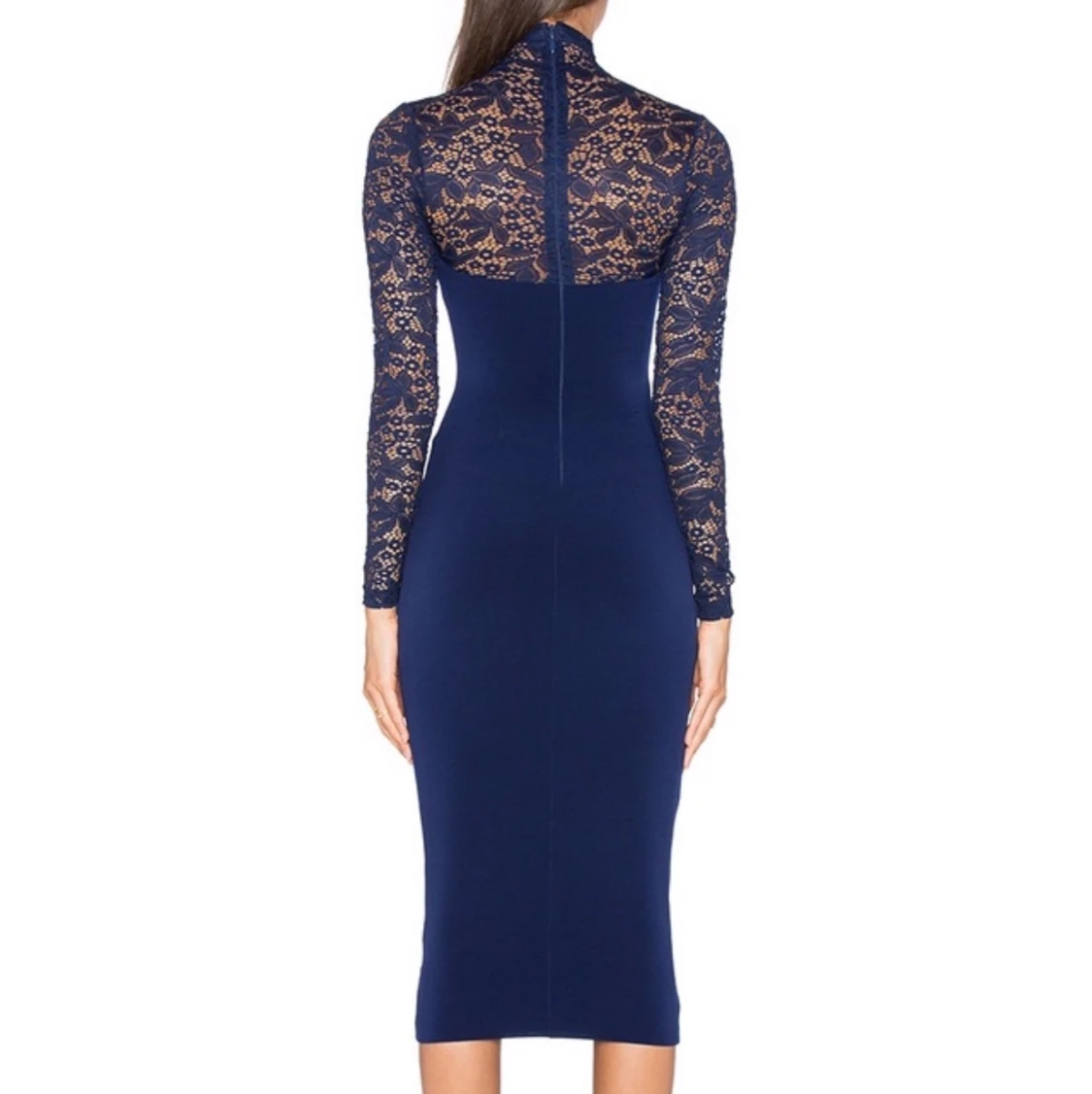 SVART KLÄNNING - 90