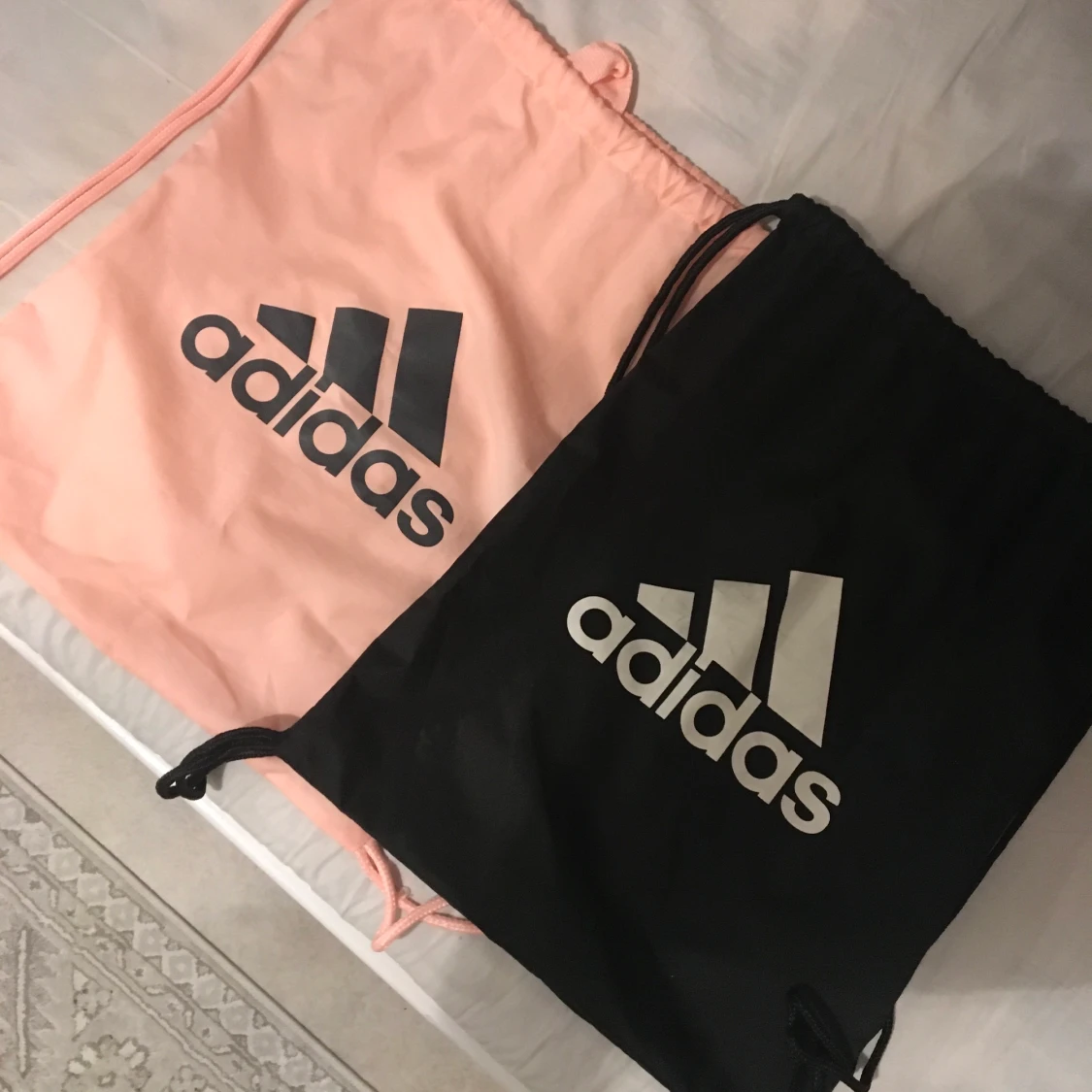 2 träningsväskan 50kr styck