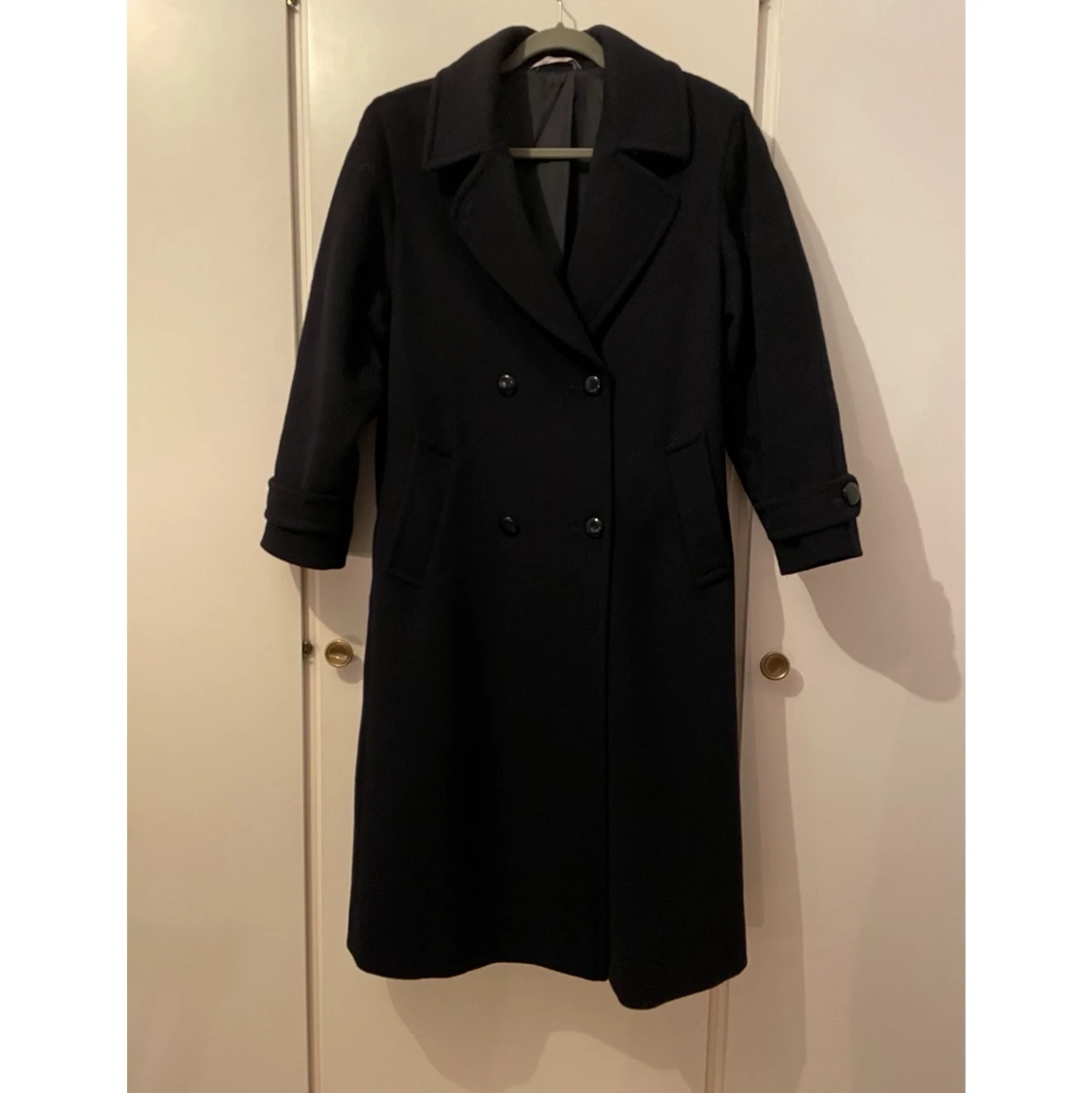 Mörkblå rock / kappa