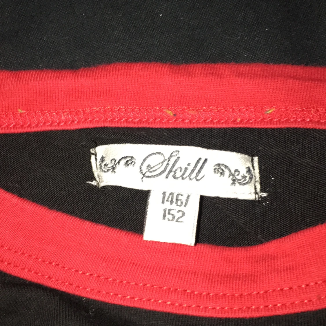 T-shirt bra skick                       40kr inklusive frakt 30kr - 91