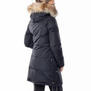 Parajumper longbear D - Köpt 2018  Nypris: 10 499 Säljer för: 5000 men priset kan alltid diskuteras. Storlek: S