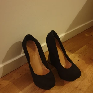 Klackskor - Svarta klackar