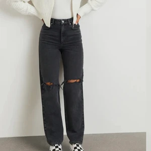 Jeans - Svarta jeans från Gina tricot. Gina Young. Stolek 164, motsvarar 34/xs, möjligtvis s. Nypris 299. 💖