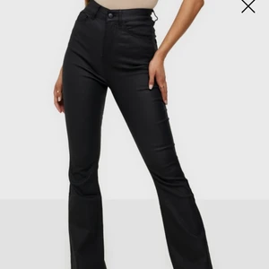 Nly trend skinnbyxor - Jättefina byxor använda 2 gånger. 