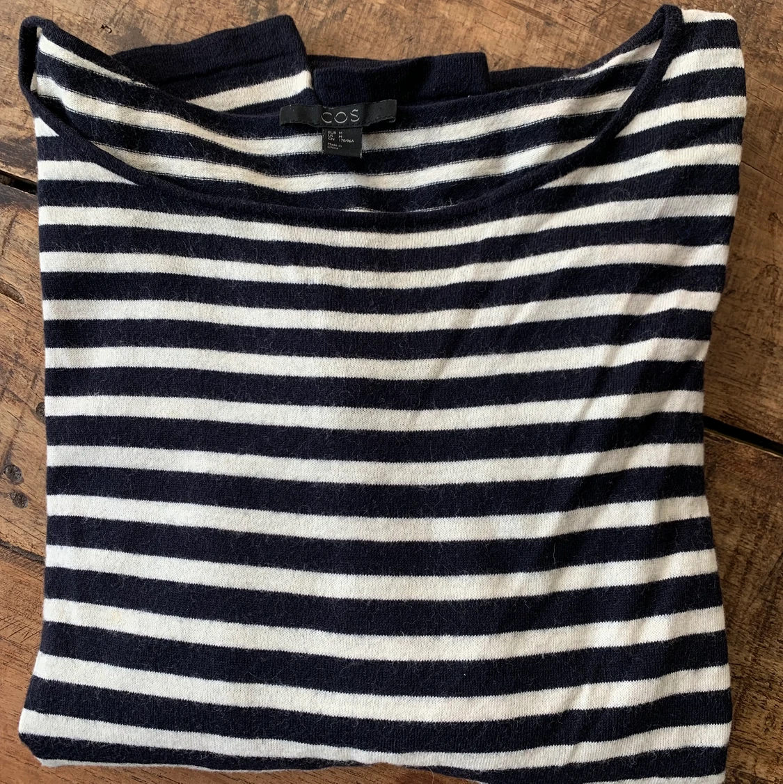 Fin randig tröja från COS!  - 91
