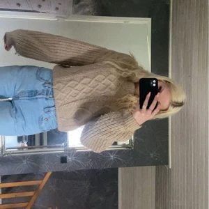 Stickad tröja  - Stickad tröja från nakd, strl S 150kr 