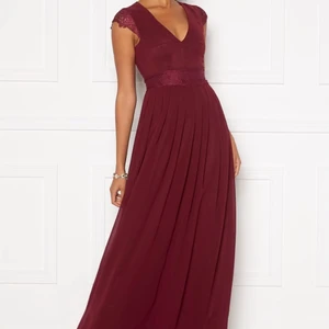 Balklänning  - Säljer denna superfina balklänning❤️ endast testad