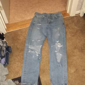 Jeans betalning sker via swish 