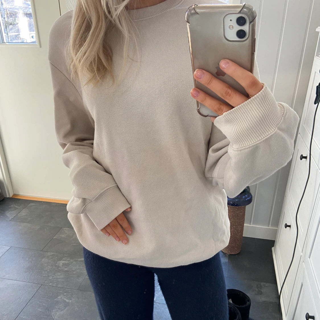 Beige college tröja