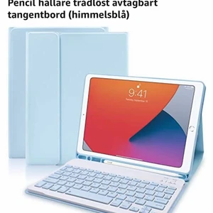 IPAD tangentbord  - iPad skal och tangenbord,  2 månader gammalt, och använt väldigt lite. Sälje den för 250kr då den används knappt. Funkar  utmärkt. 