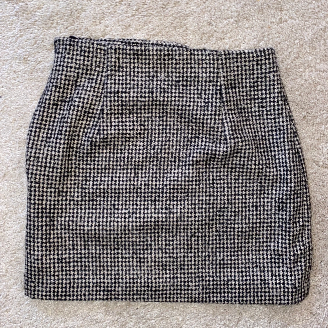 Kjol h&m 100 kr - 90