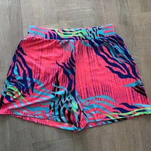 Elsie & Fred shorts - Helt nya mönstrade vida shorts från engelska Elsie & Fred. Prislappar kvar. 